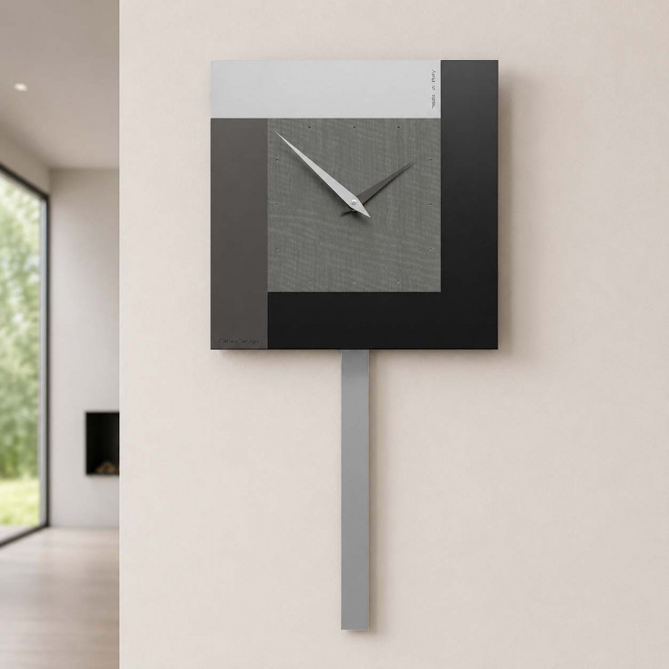 Orologio a pendolo moderno da parete