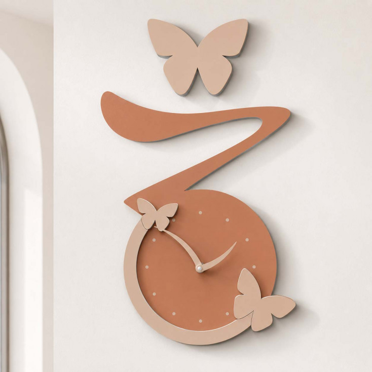 Orologio da parete in legno con farfalle