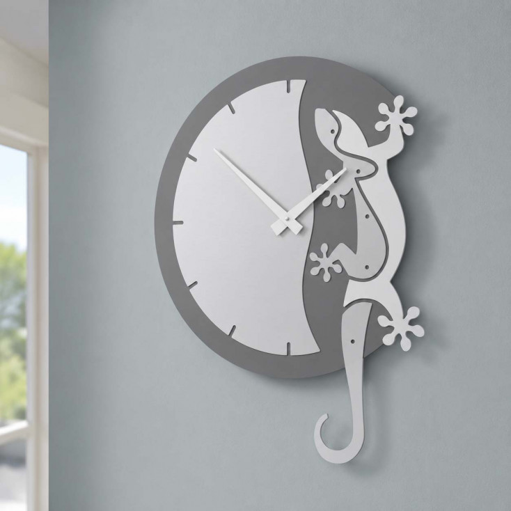 Orologio da parete in legno con geco dal design moderno