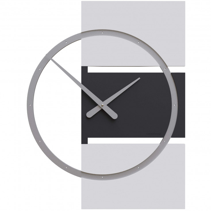 Orologio da parete grande in legno dal design moderno ed elegante