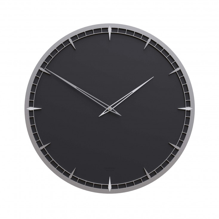 Orologio da parete grande rotondo in legno dal design moderno ed elegante
