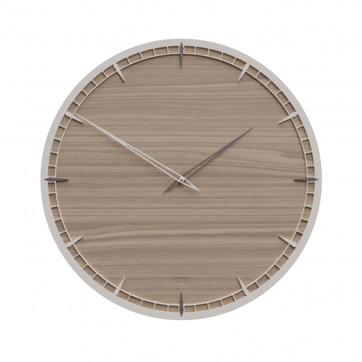 Orologio da parete grande rotondo in legno dal design moderno ed elegante