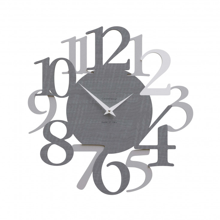 Orologio da parete in legno con numeri dal design moderno