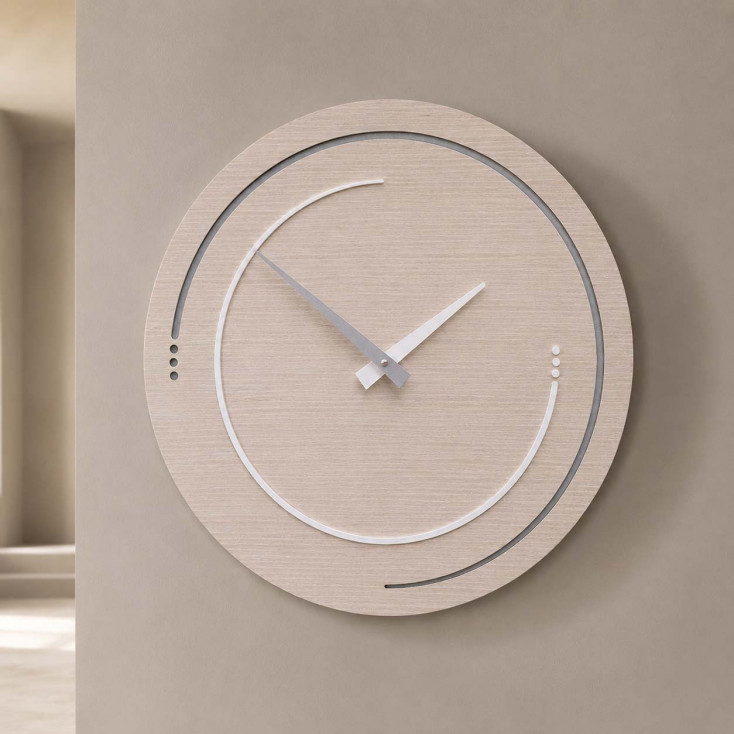 Orologio da parete in legno per soggiorno o cucina di design moderno