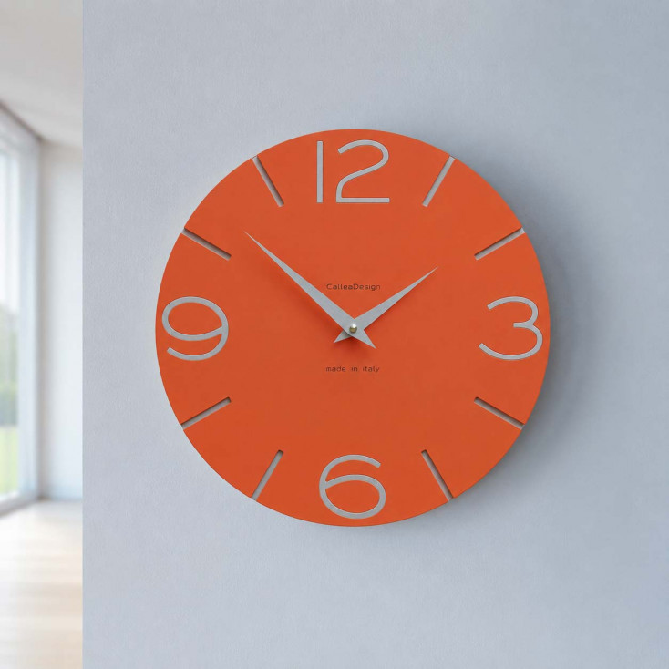 Orologio da parete in legno rotondo dal design moderno