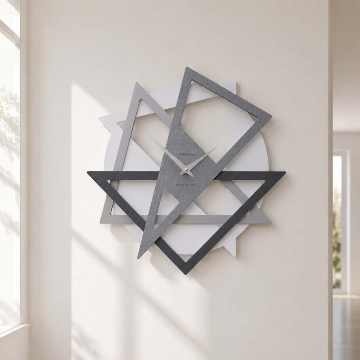 Orologio da parete moderno con forme geometriche da salotto