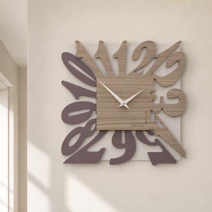 Orologio da parete moderno in legno quadrato con numeri design particolare