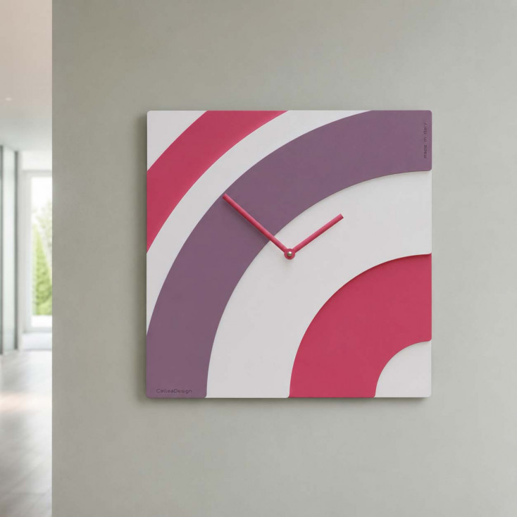 Orologio da parete quadrato in legno con design moderno e lancette in metallo