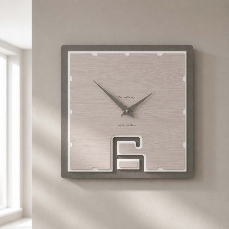 Orologio da parete quadrato in legno dal design moderno
