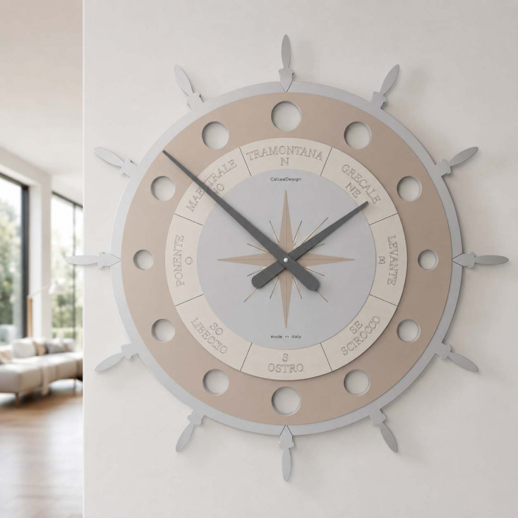 Orologio da parete in legno di design