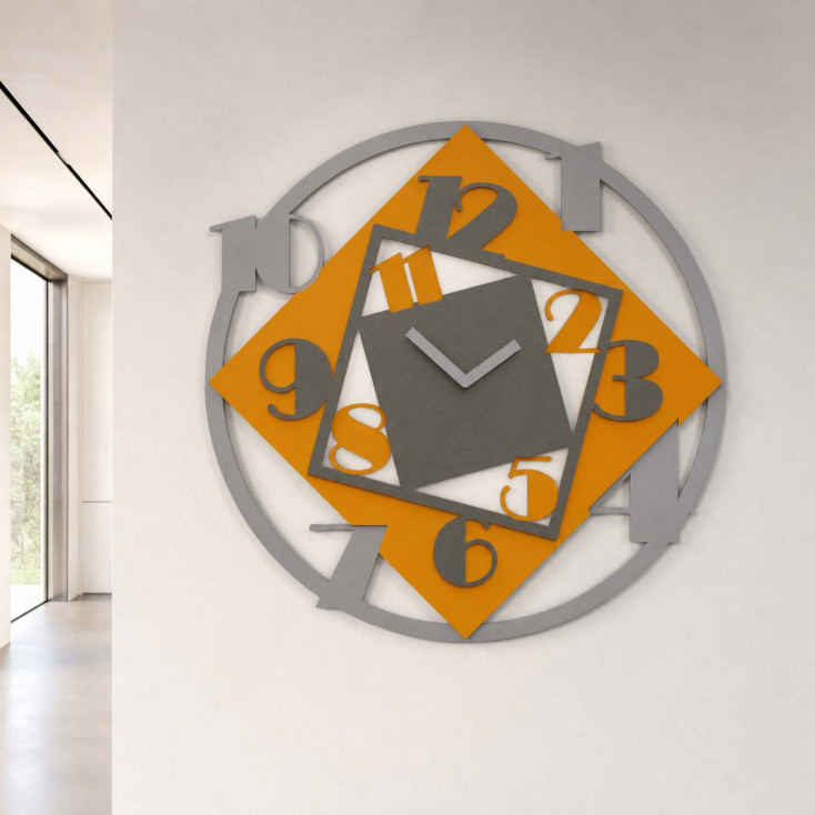 Orologio da parete rotondo di grandi dimensioni in legno dal design moderno