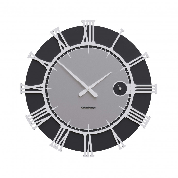 Orologio da parete rotondo in legno con numeri romani dal design moderno
