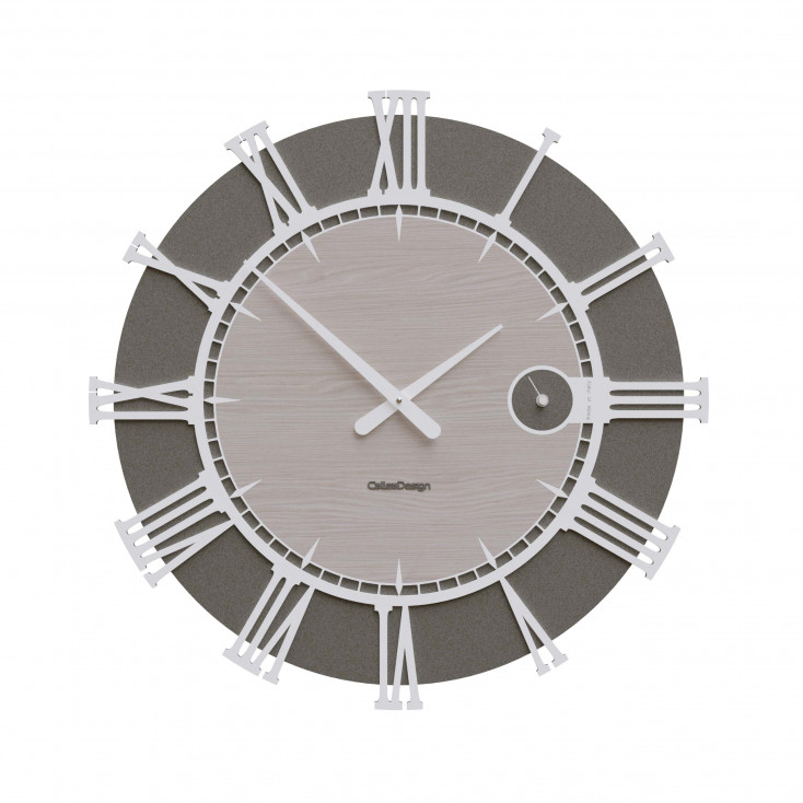 Orologio da parete rotondo in legno con numeri romani dal design moderno