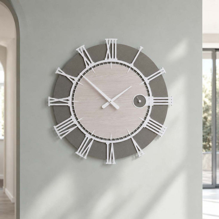Orologio da parete rotondo in legno con numeri romani dal design moderno