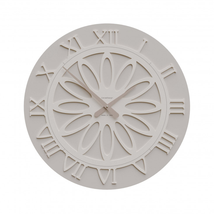 Orologio da parete rotondo in legno dal design moderno ed elegante