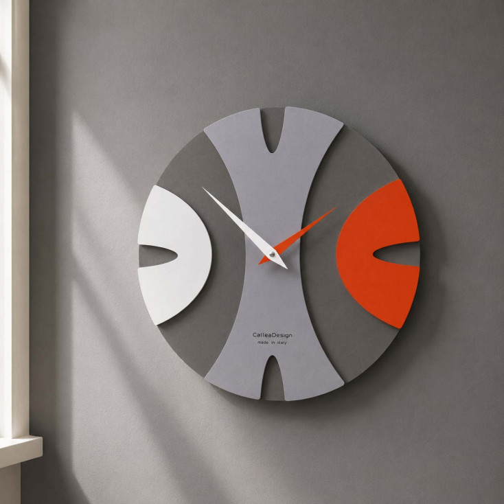 Orologio da parete rotondo in legno dal design moderno ed elegante