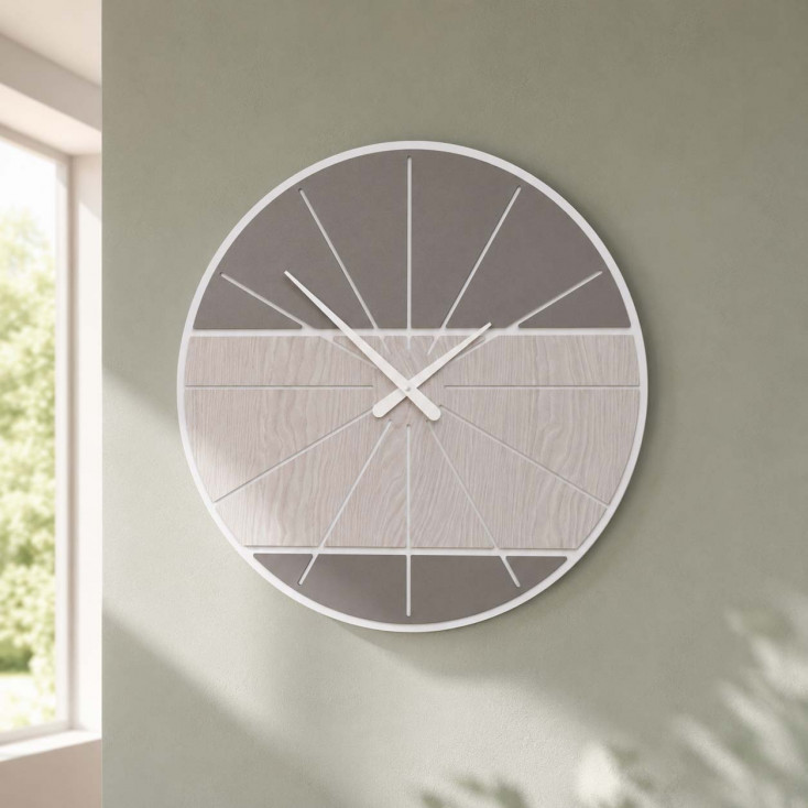Orologio da parete rotondo in legno dal design moderno ed elegante