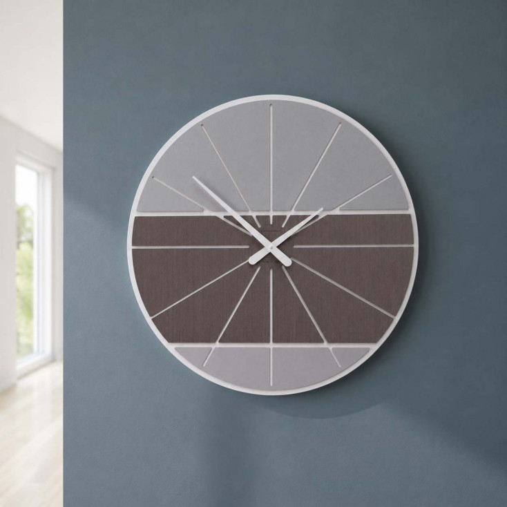 Orologio da parete rotondo in legno dal design moderno ed elegante
