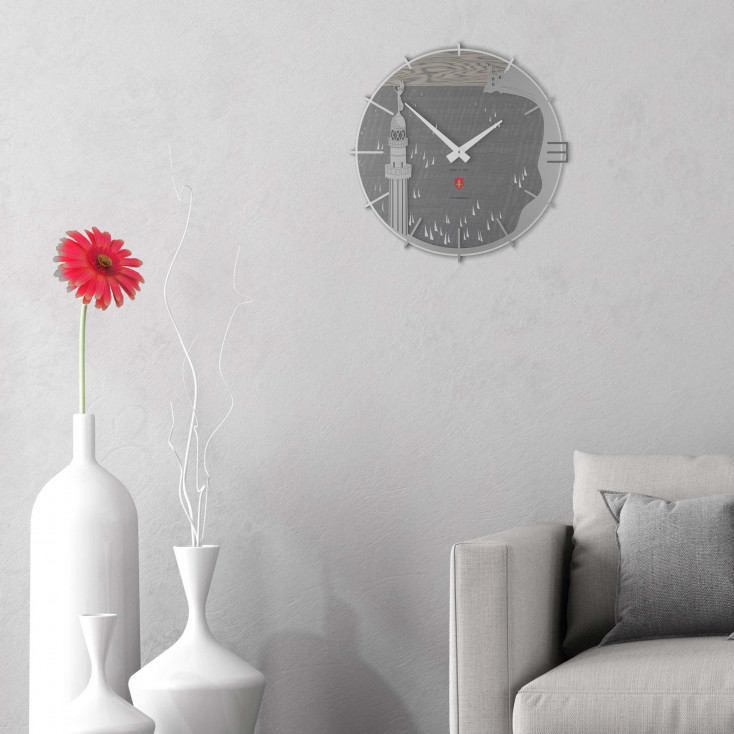 Orologio da parete rotondo in legno dal design moderno ed elegante