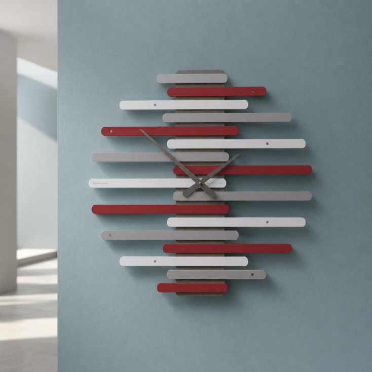 Orologio da parete rotondo in legno dal design moderno ed elegante