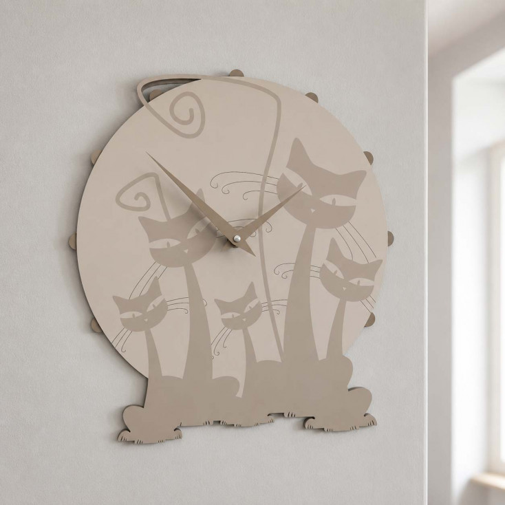 Orologio da parete rotondo in legno dal design moderno
