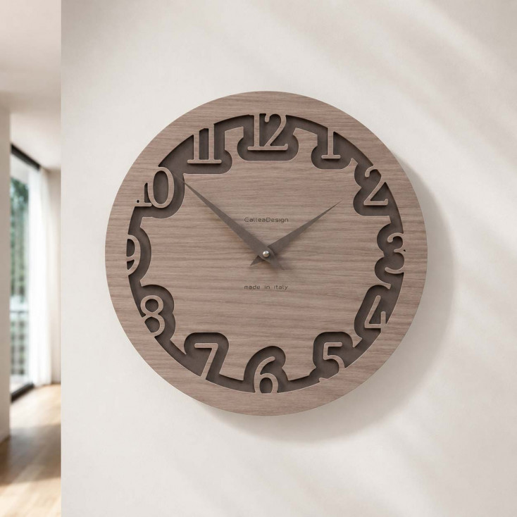 Orologio da parete rotondo in legno dal design moderno