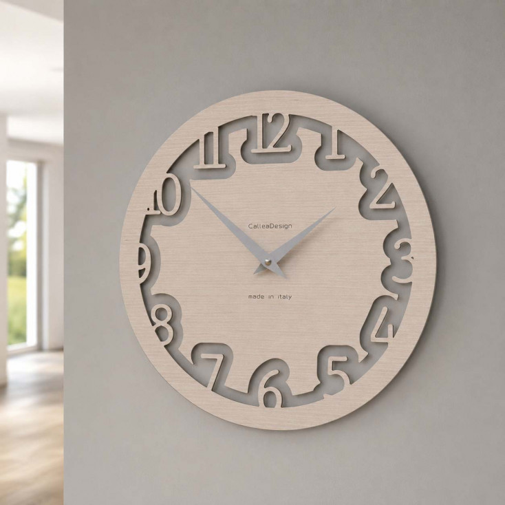 Orologio da parete rotondo in legno dal design moderno