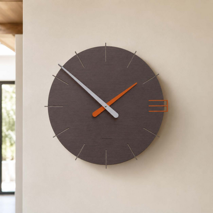 Orologio da parete rotondo in legno dal design moderno