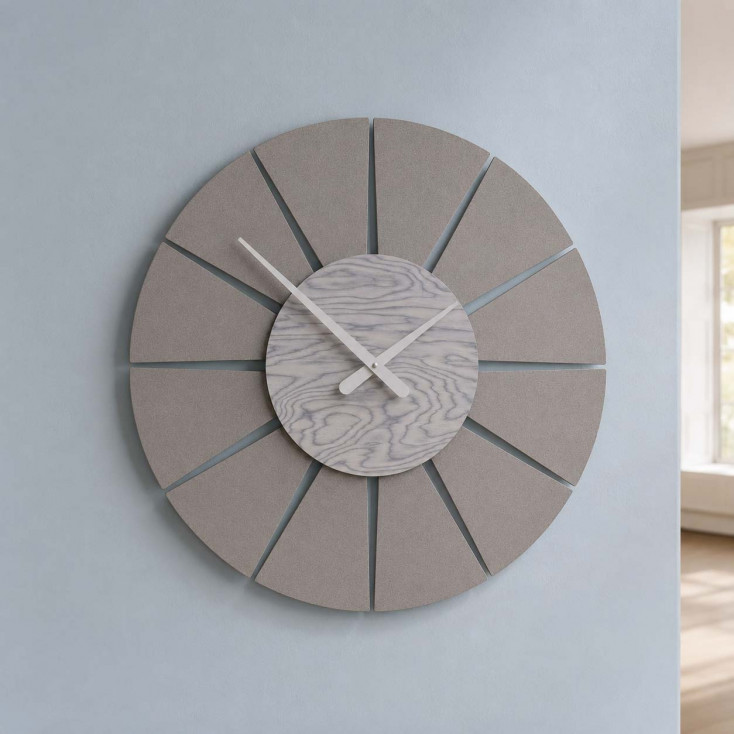 Orologio da parete rotondo medio dal design moderno ed elegante