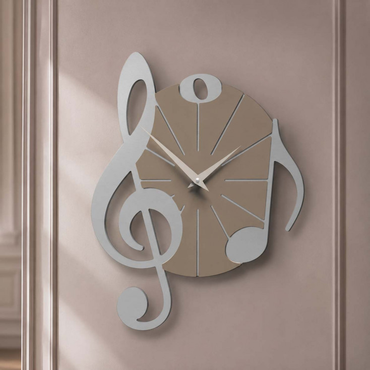 Orologio da parete dal design moderno in legno