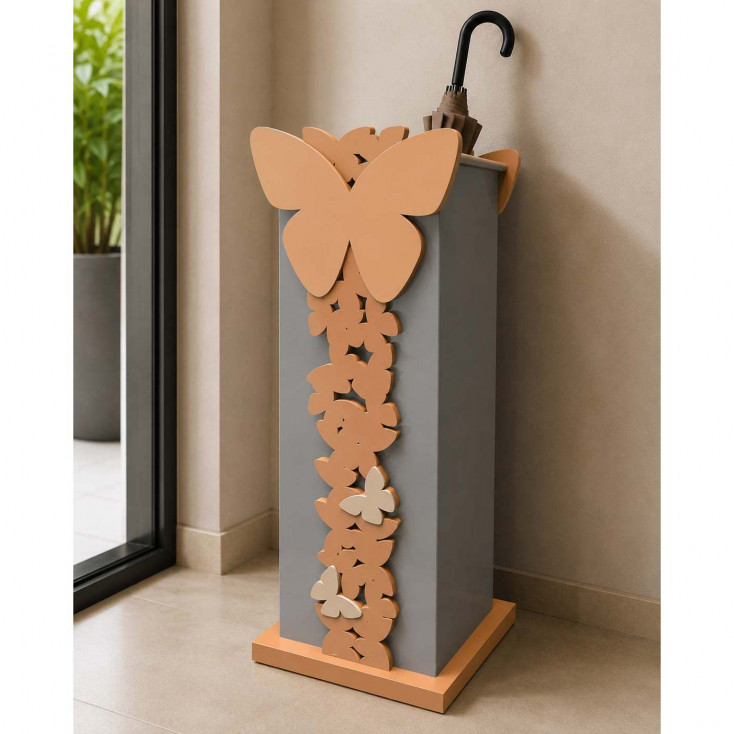 Porta ombrelli dal design originale in legno