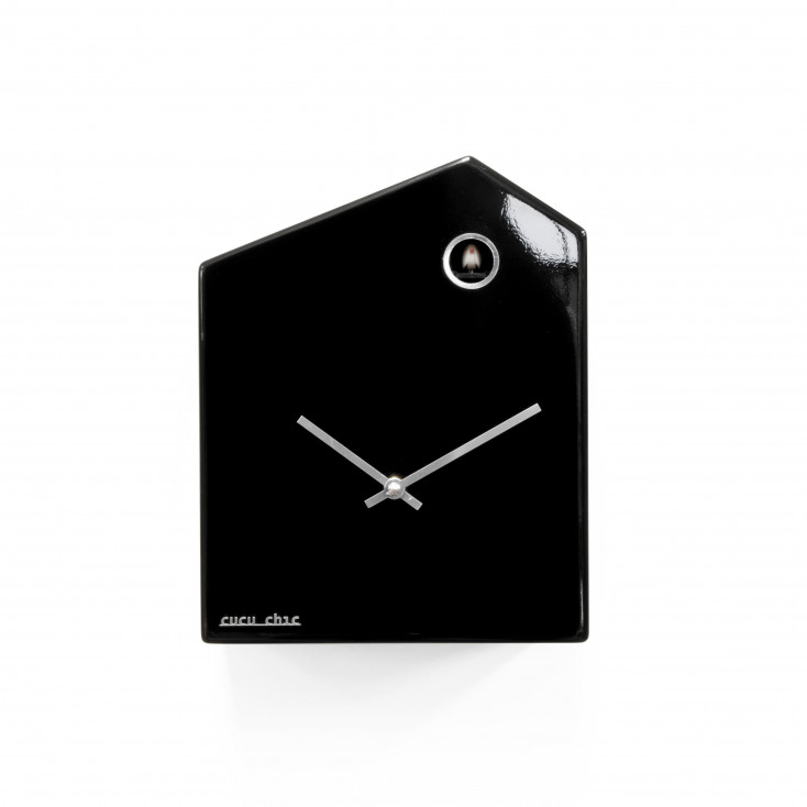 Orologio da parete in legno a cucù