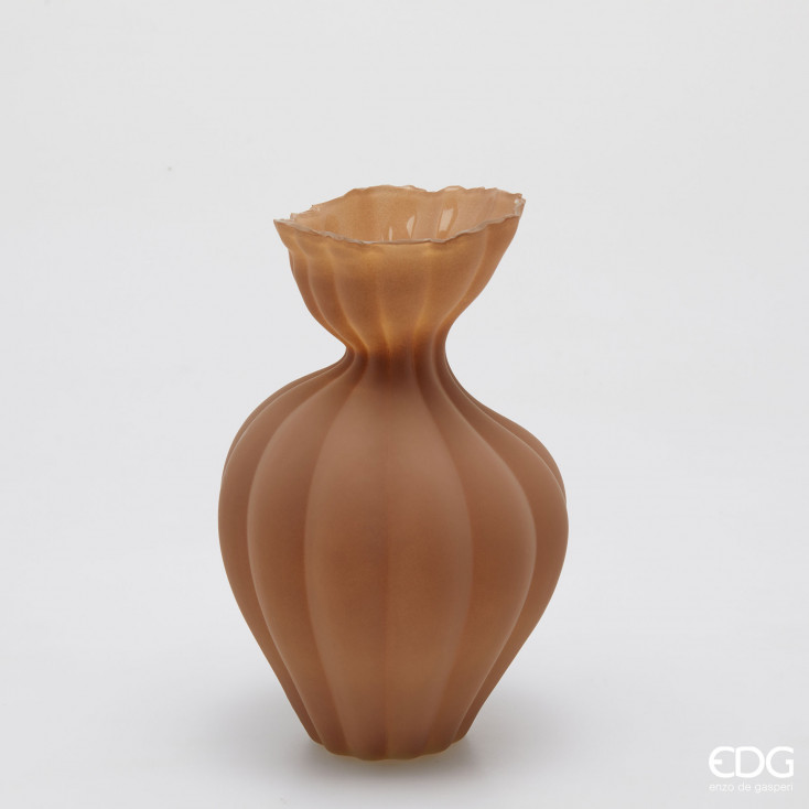 Vaso in vetro dal design moderno