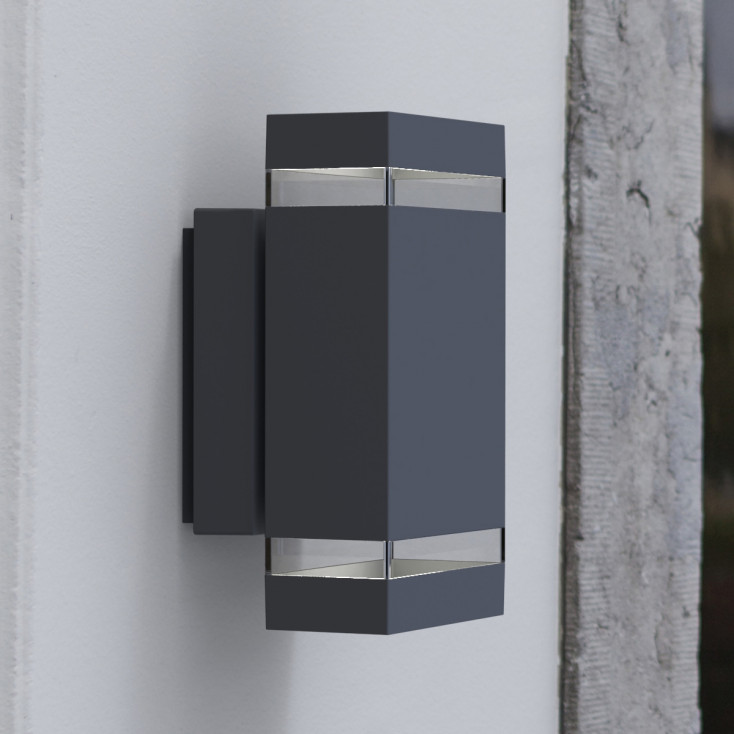 Lampada da parete con 2 luci Led struttura in alluminio dal design moderno