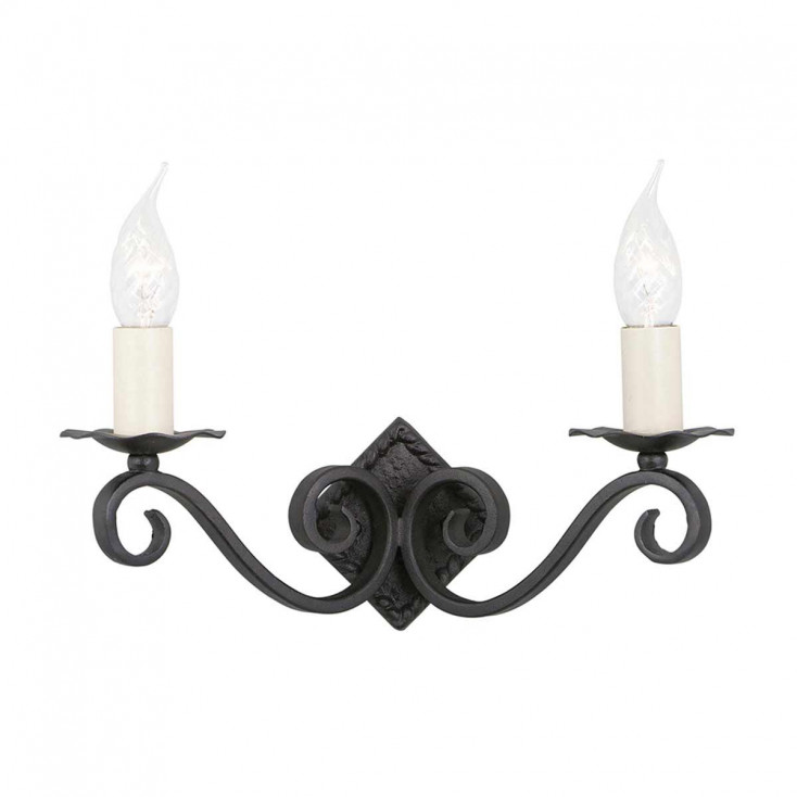 Lampada da parete in ferro battuto dalle linee rustiche doppio diffusore