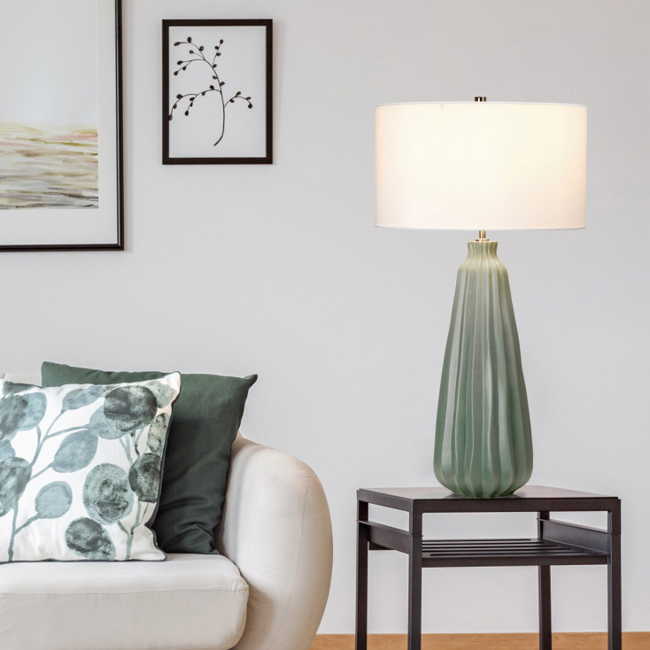 Lampada da tavolo in ceramica con paralume in tessuto dal design moderno