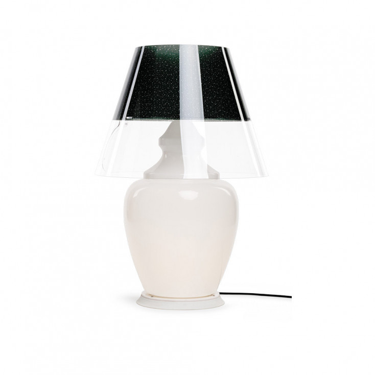 Lampada da terra da esterno con struttura in plexiglss e policarbonato