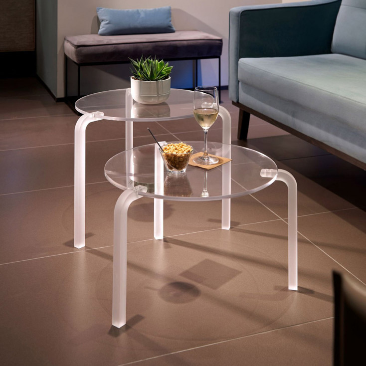 Tavolino da solotto rotondo in plexiglass dal design moderno grande