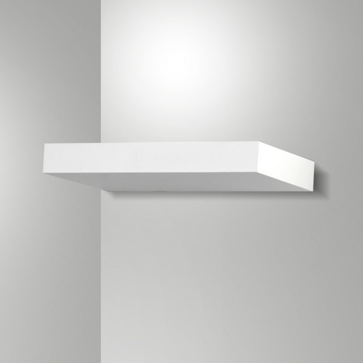 Applique da parete a led con struttura in metallo e policarbonato media