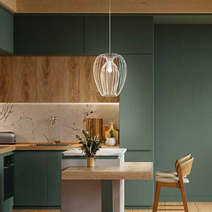 Lampada a sospensione con struttura in metallo dal design moderno