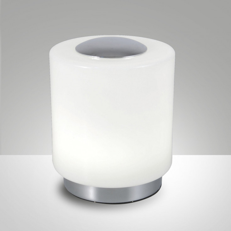 Lampada da comodino moderna in metallo con diffusore in vetro