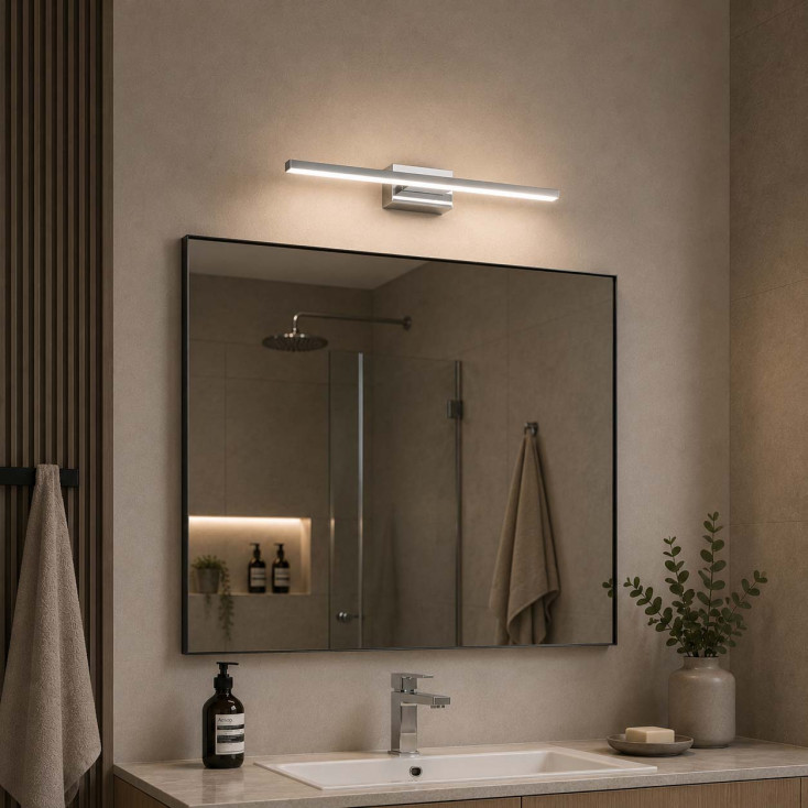 Lampada da parete media a LED con struttura in metallo in stile moderno