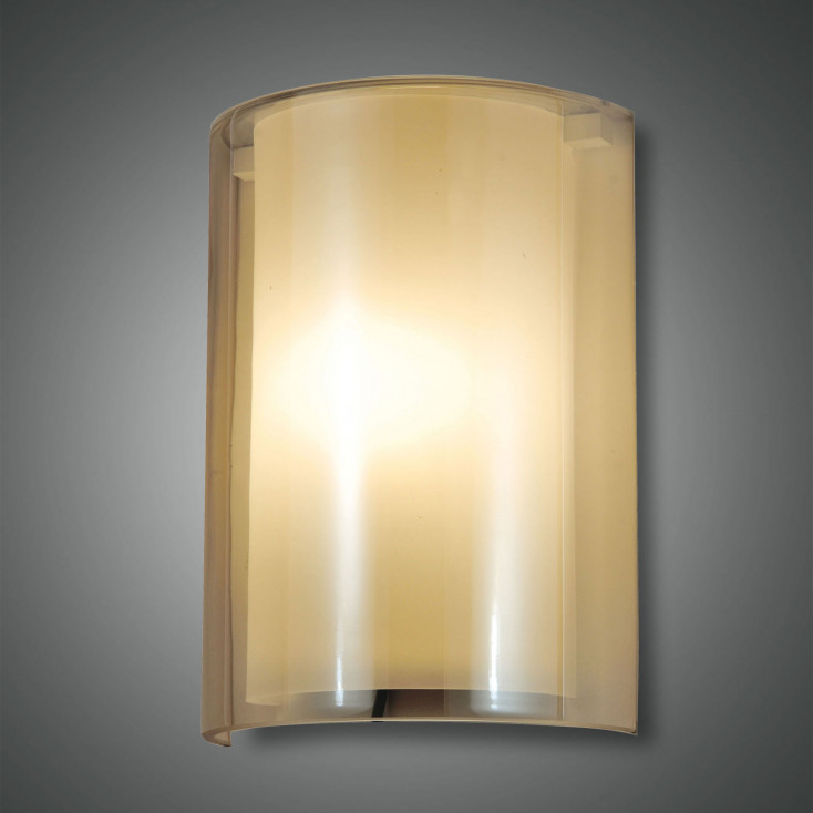 Lampada da parete moderna in metallo con diffusore in vetro dal design moderno