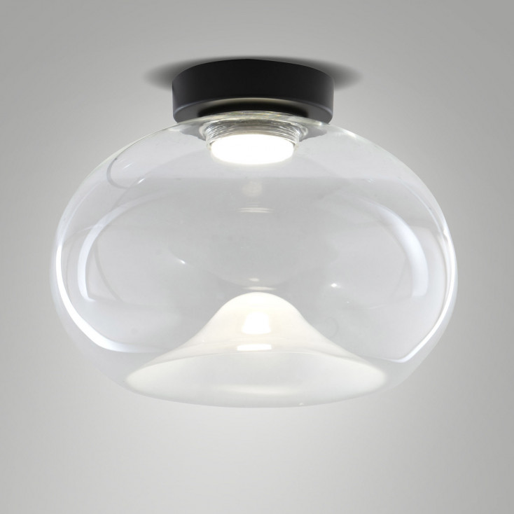 Plafoniera a LED moderna con struttura in metallo e diffusore vetro