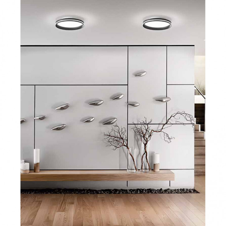 Plafoniera moderna a LED con struttura in metallo e metacrilato grande