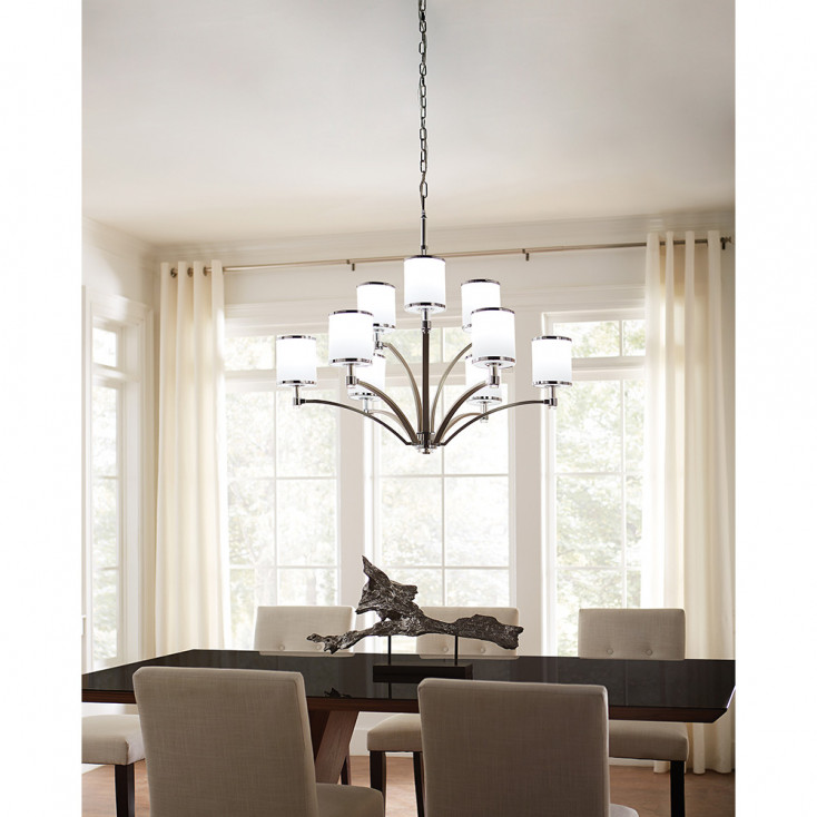 Lampadario grande moderno in acciaio con diffusori in vetro a 9 luci