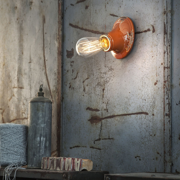Applique da parete in stile industrial con diffusore in ceramica