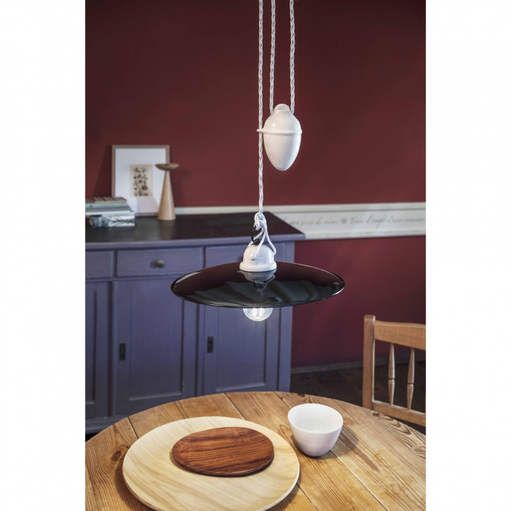 Lampada a sospensione grande dal design classico con paralume in ceramica