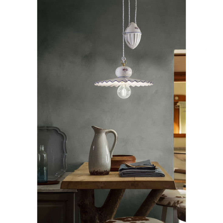 Lampada a sospensione rustica in ceramica decorata a mano con altezza regolabile