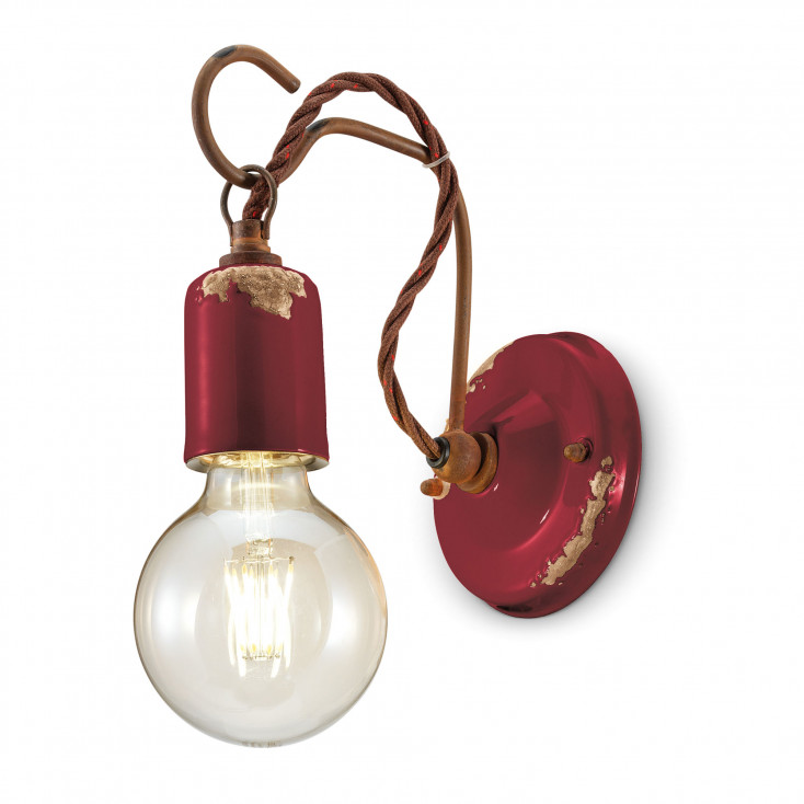 Lampada da parete in stile industrial con struttura in ceramica